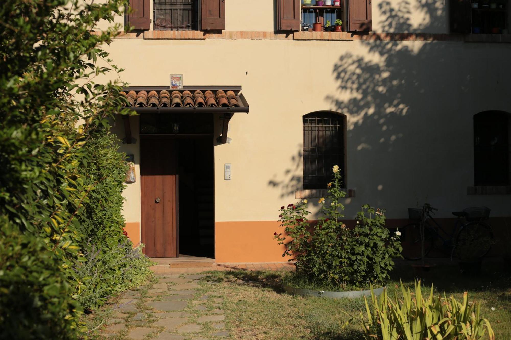 La Casa di Biba Bed & Breakfast Massa Lombarda Bagian luar foto